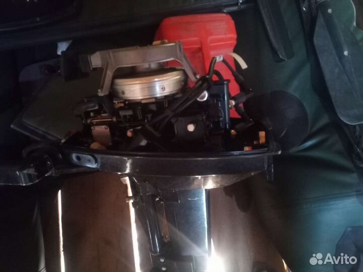 Лодка сильверадо 330+ мотор Тохатсу 9,8