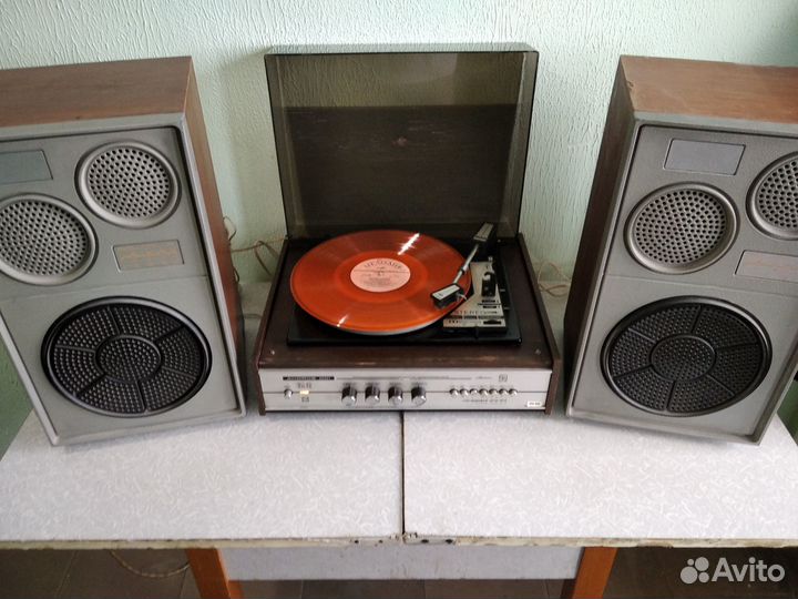 Высшего класса электрофон Akords 001,1972 год,ссср