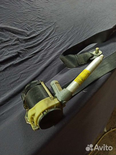 Правый ремень безопасности W210