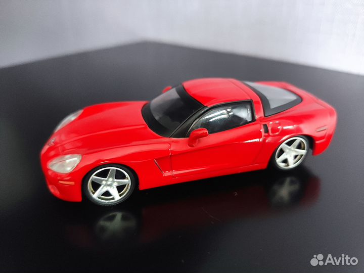 Модель 1:43 chevrolet corvette Z51