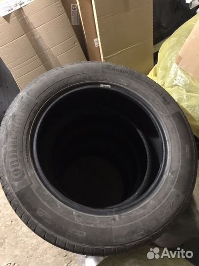 Continental ContiPremiumContact 225/60 R17