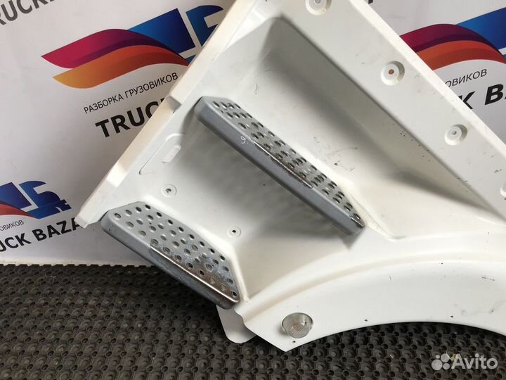 Корпус подножек левый Man TGA, Man TGX