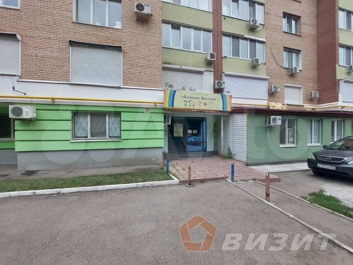 Помещение в спальном районе с арендатором 104.6 м²