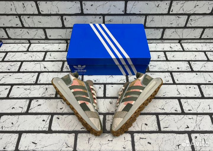 Adidas retropy e5