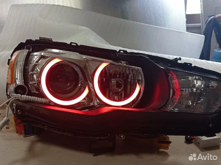 Ангельские глазки на Mitsubishi Lancer 10