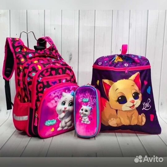 Рюкзак школьный новый 3 в 1