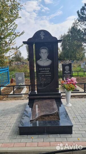 Памятники гранитные, оградки, столы, лавочки