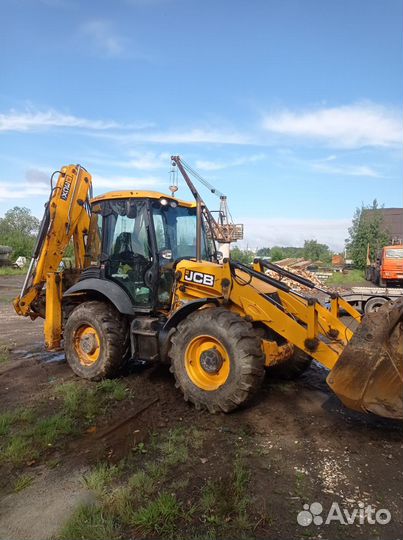 Экскаватор-погрузчик JCB 3CX