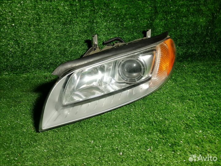 Фара левая 31353534 Volvo V70 BW микротрещины