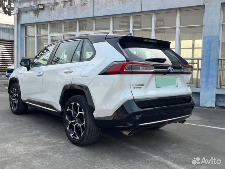 Toyota Wildlander 2.5 CVT, 2021, 22 000 км