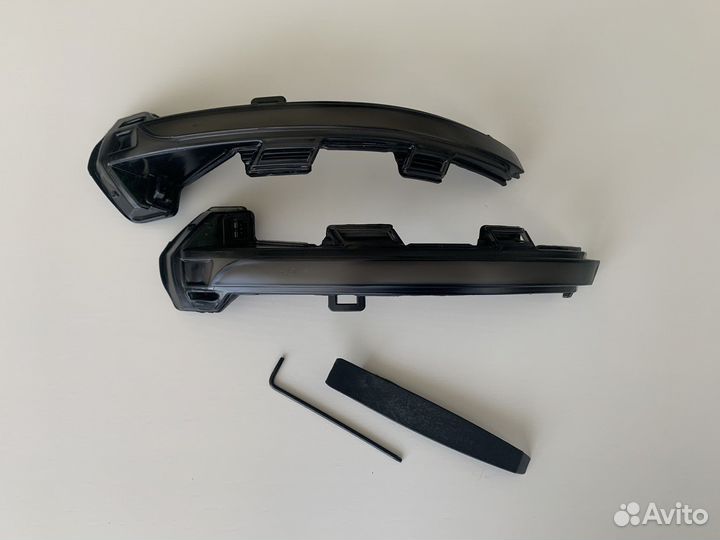 Динамические повторители поворотников VW Passat B8