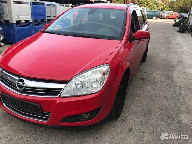 Разбор на запчасти Opel Astra H