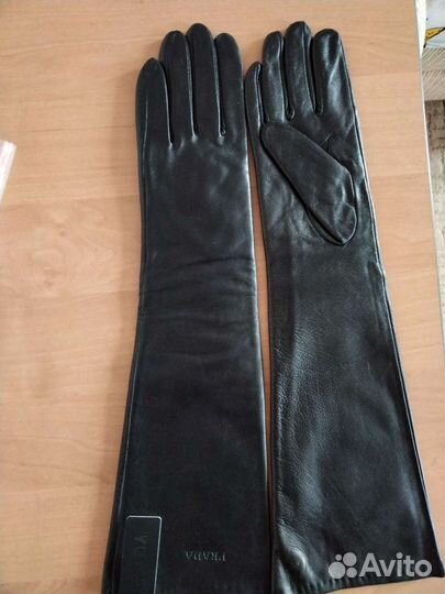 Перчатки длинные нат кожа Prada оригинал
