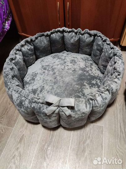 Лежанка для собак