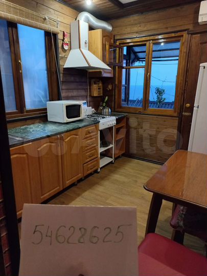 Дом 36 м² на участке 3 сот.