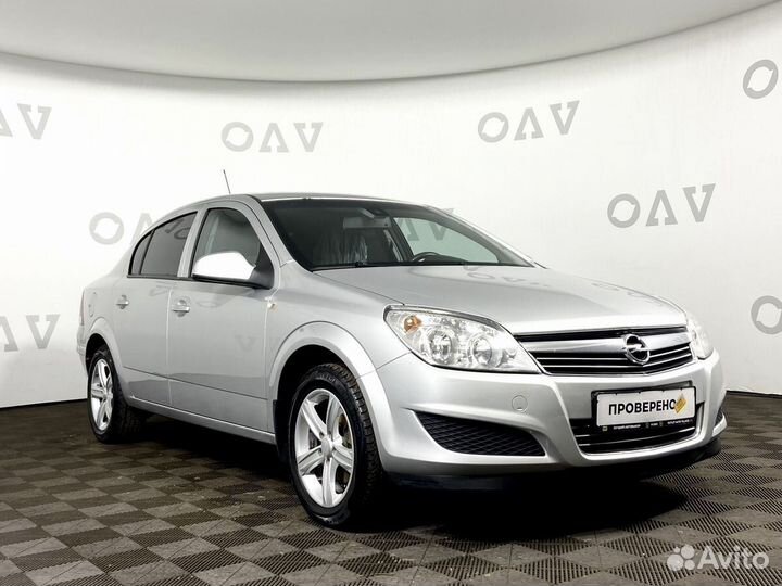 Opel Astra 1.8 МТ, 2011, 163 397 км