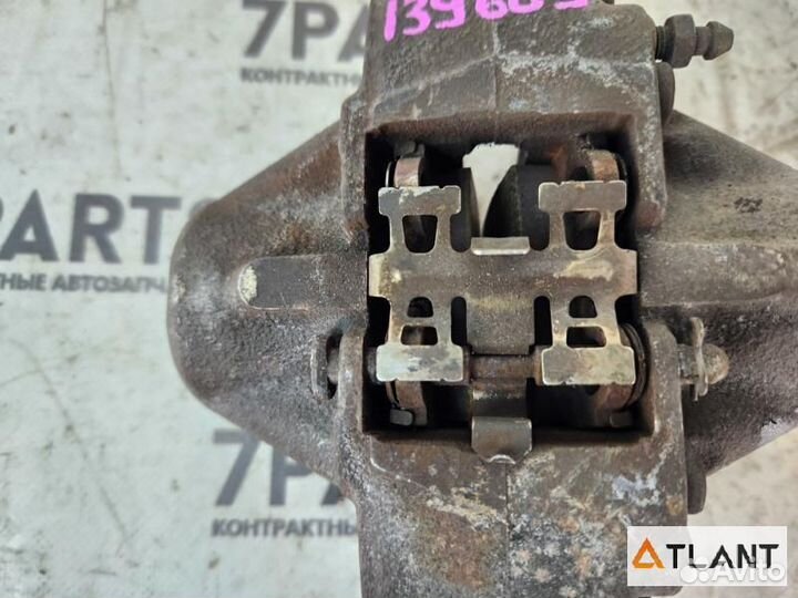 Суппорт задний левый toyota crown