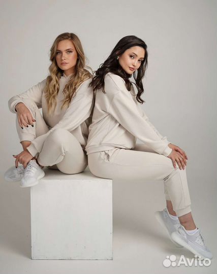 Спортивный костюм