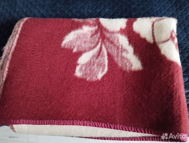 Шерстяное одеяло