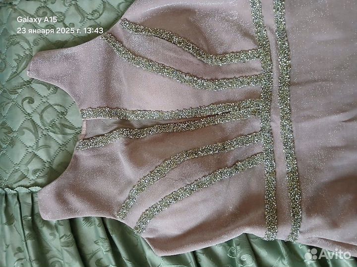 Платье праздничное 48р