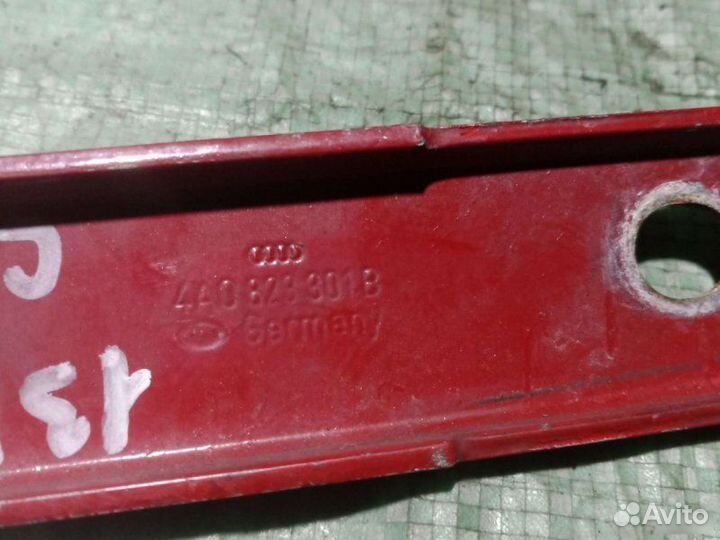 Петля капота левая Audi A6 C4