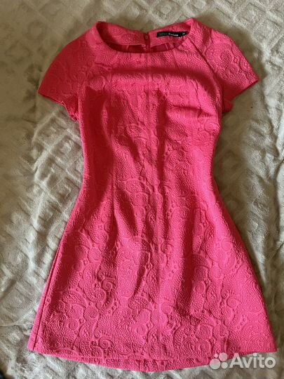 Платье розовое befree