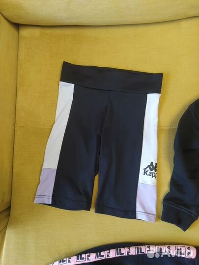 Куча одежды для девочек