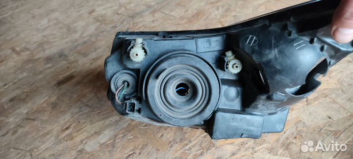 Передняя фара Chevrolet Cruze рест 2013