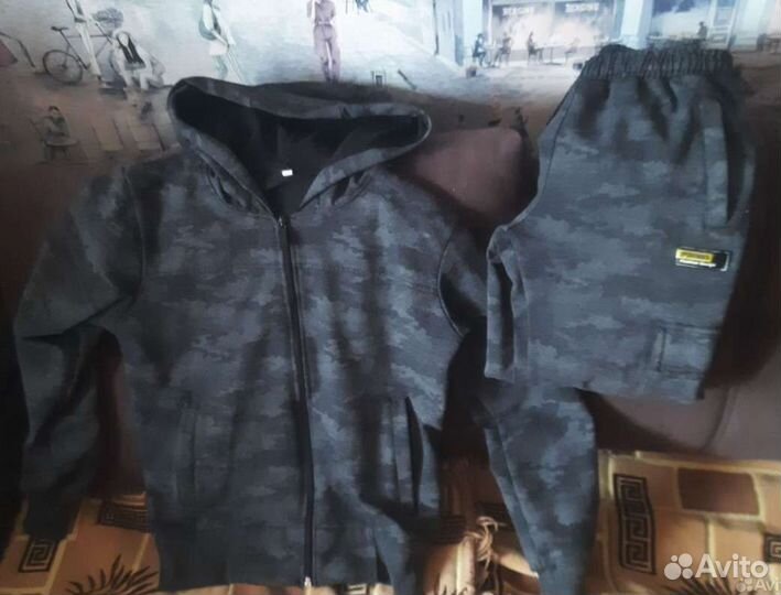 Спортивный костюм