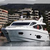 В наличии в Москве - яхта Sunseeker Manhattan 73