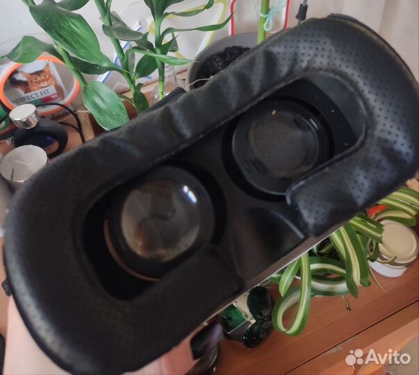 VR Box – очки виртуальной реальности