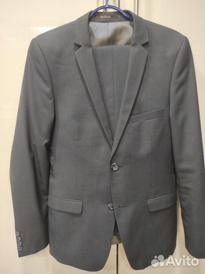 Костюм классический 44 размер