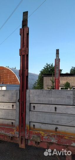 Стойки и ал,борта на полуприцеп