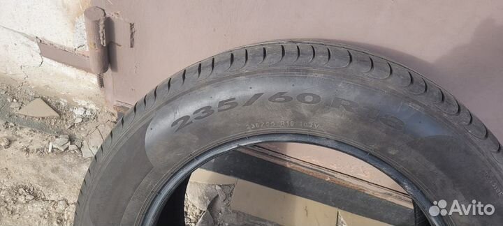 Pirelli Powergy 235/60 R18