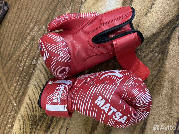 Боксерские перчатки 8oz