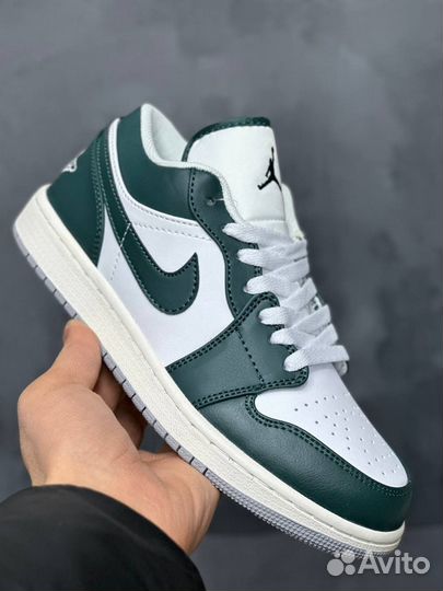 Кроссовки Nike air jordan 1 low green