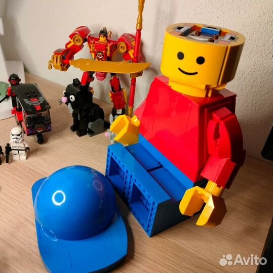 Lego Minifigures «Фигурка Человечка» (40649)