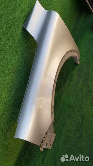 Крыло переднее левое Volvo Xc90 B5254T2 2004