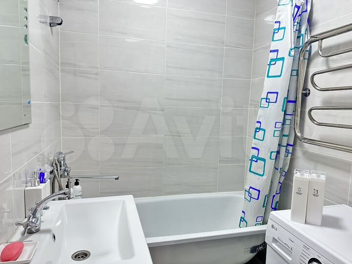 2-к. квартира, 54 м², 8/9 эт.