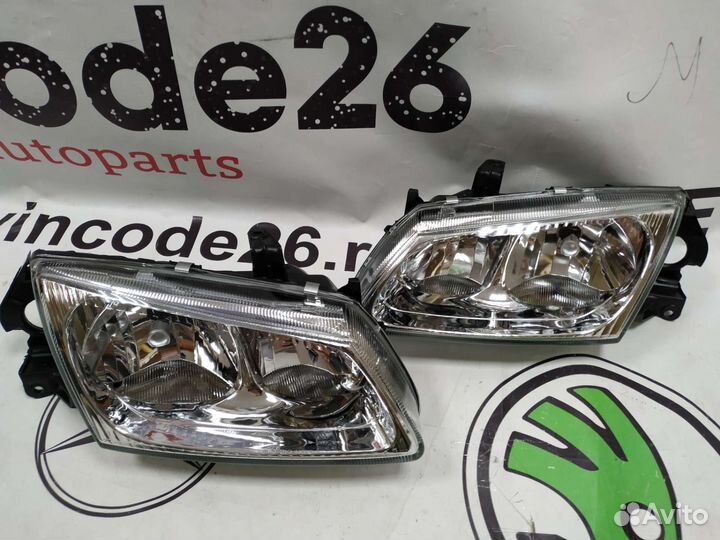 Фара передняя Nissan Almera N16 новая