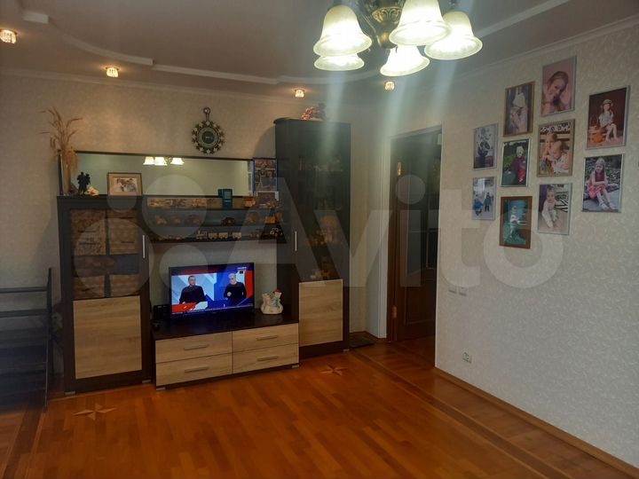 2-к. квартира, 57 м², 5/5 эт.