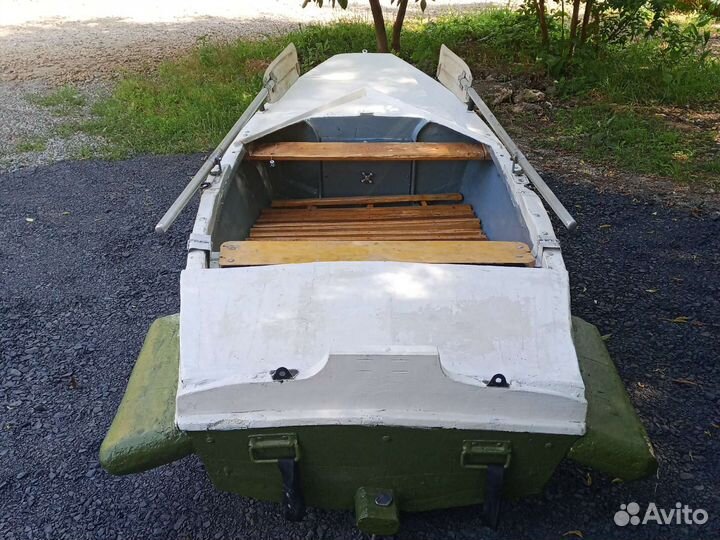 Лодка весельная под мотор