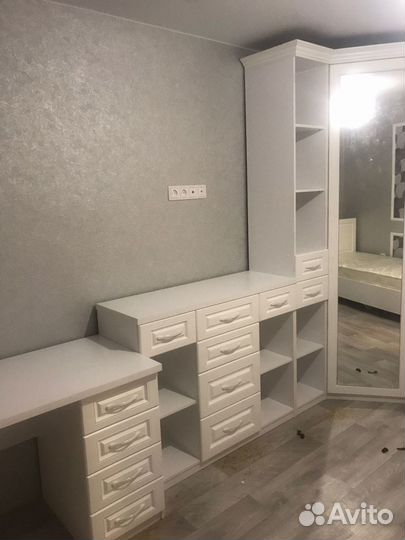 Спальный гарнитур