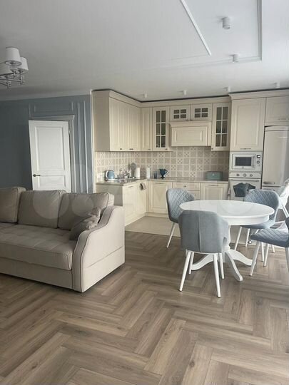 1-к. апартаменты, 62 м², 2/4 эт.