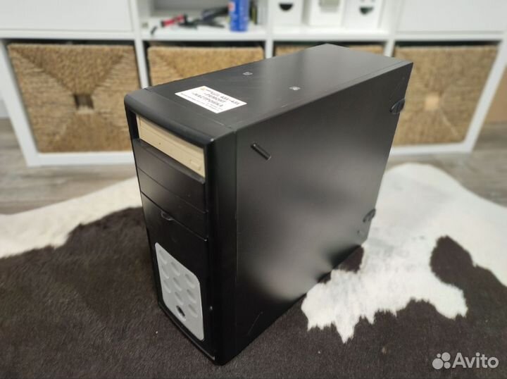 Системный блок на Intel Pentium