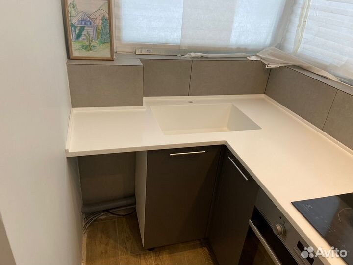 Столешница из искусственного камня