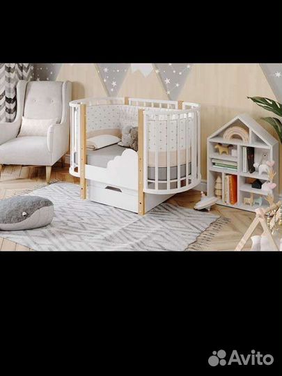 Детская кроватка с маятником трансформер