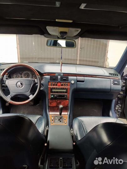 Mercedes-Benz E-класс 3.2 AT, 1997, 300 000 км