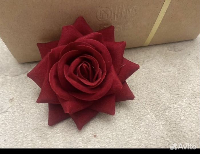 Брошь цветок из ткани