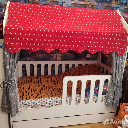 Кроватка-домик